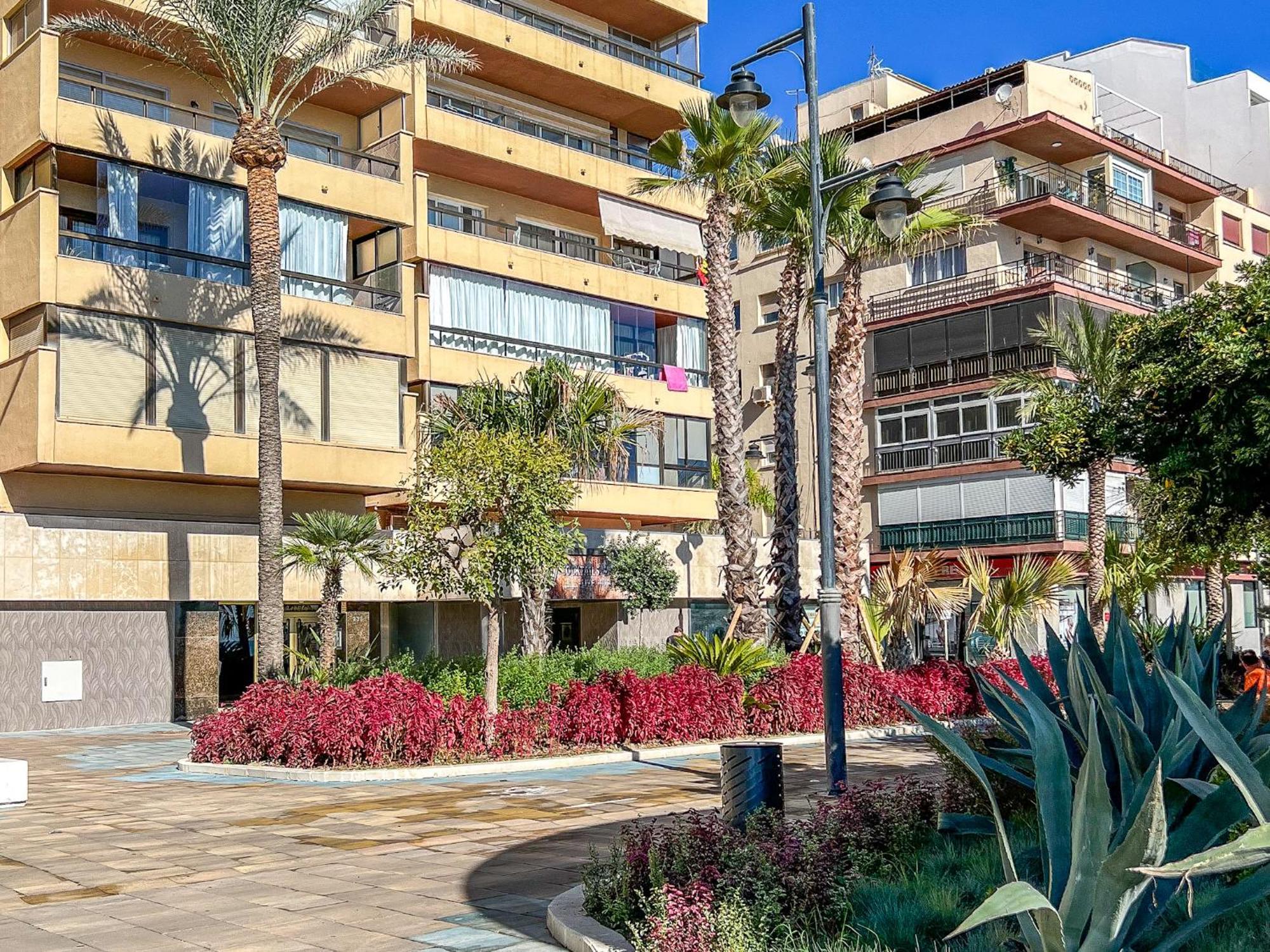 Hanami Avenida De Espana Estepona Eksteriør bilde